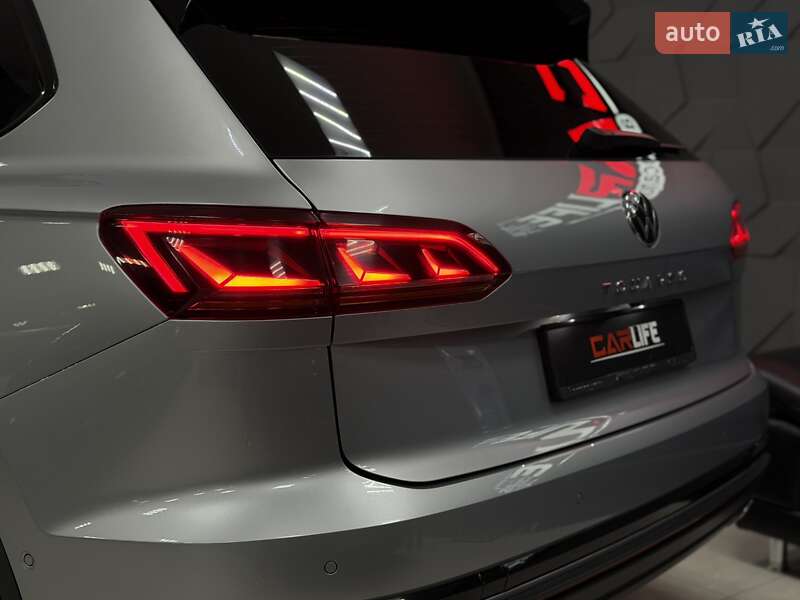 Позашляховик / Кросовер Volkswagen Touareg 2020 в Тернополі