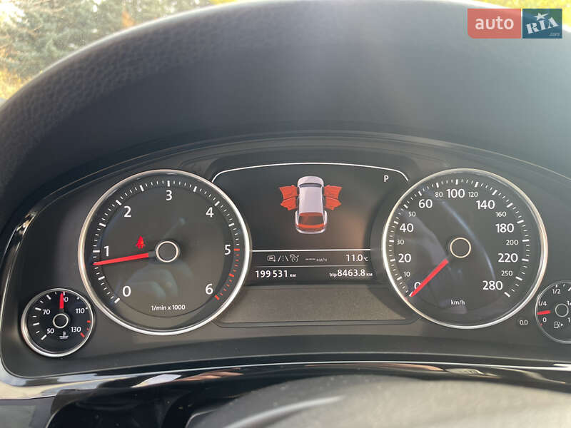 Внедорожник / Кроссовер Volkswagen Touareg 2015 в Кропивницком фото 26 Внедорожник / Кроссовер Volkswagen Touareg 2015 в Кропивницком