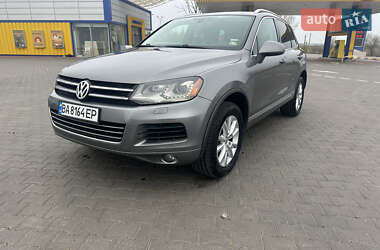 Позашляховик / Кросовер Volkswagen Touareg 2013 в Одесі