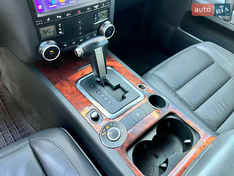 Позашляховик / Кросовер Volkswagen Touareg 2006 в Одесі фото 30 Позашляховик / Кросовер Volkswagen Touareg 2006 в Одесі