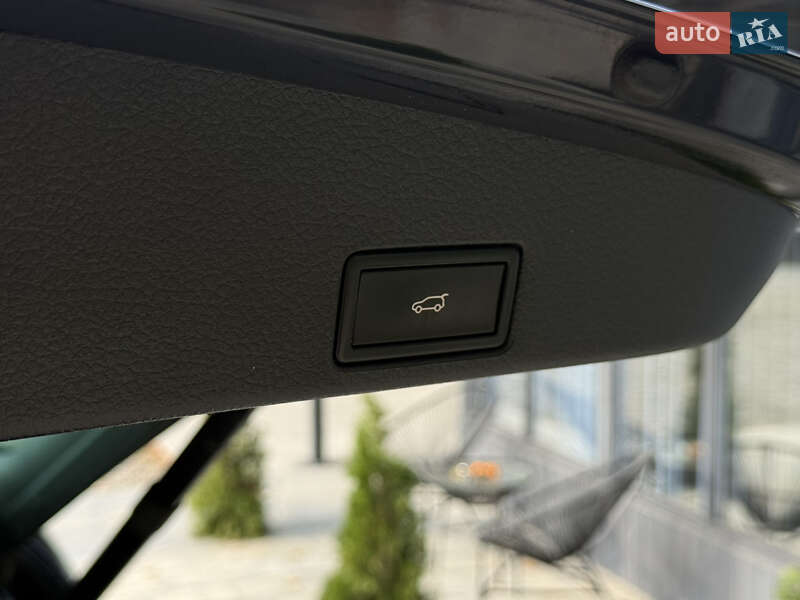 Позашляховик / Кросовер Volkswagen Touareg 2014 в Івано-Франківську