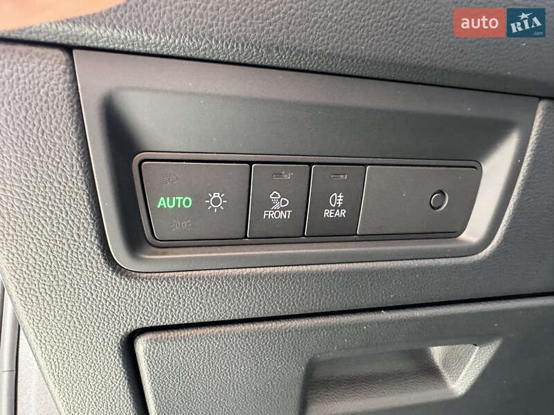 Внедорожник / Кроссовер Volkswagen Touareg 2022 в Киеве фото 37 Внедорожник / Кроссовер Volkswagen Touareg 2022 в Киеве