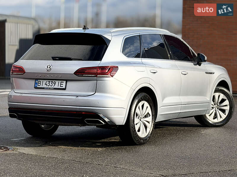 Внедорожник / Кроссовер Volkswagen Touareg 2018 в Киеве фото 2 Внедорожник / Кроссовер Volkswagen Touareg 2018 в Киеве
