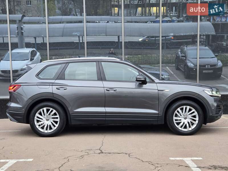 Внедорожник / Кроссовер Volkswagen Touareg 2021 в Киеве фото 7 Внедорожник / Кроссовер Volkswagen Touareg 2021 в Киеве