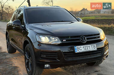 Позашляховик / Кросовер Volkswagen Touareg 2012 в Бродах