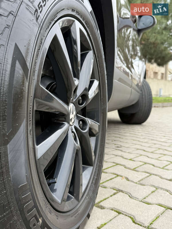 Внедорожник / Кроссовер Volkswagen Touareg 2013 в Одессе фото 26 Внедорожник / Кроссовер Volkswagen Touareg 2013 в Одессе