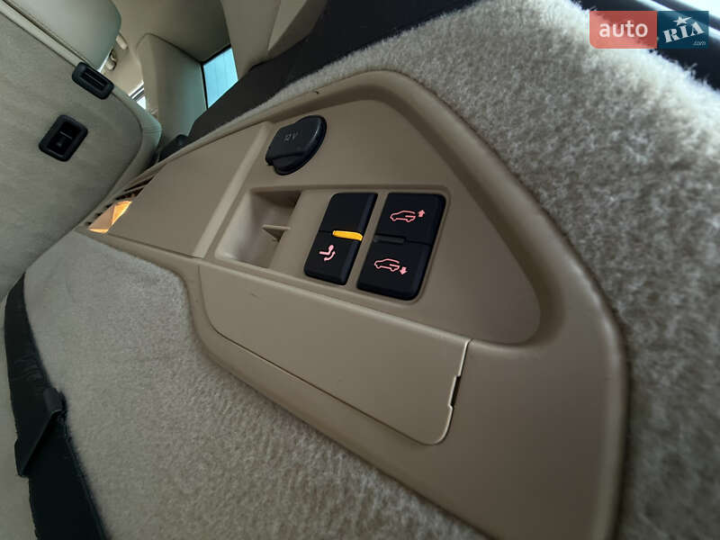 Внедорожник / Кроссовер Volkswagen Touareg 2013 в Одессе фото 65 Внедорожник / Кроссовер Volkswagen Touareg 2013 в Одессе