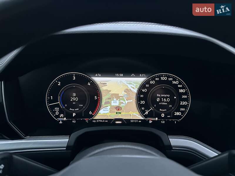 Внедорожник / Кроссовер Volkswagen Touareg 2021 в Киеве