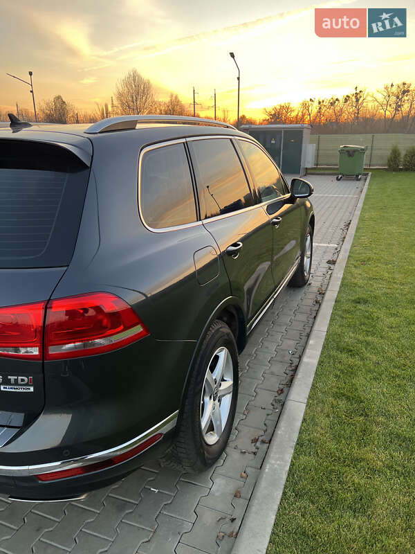 Внедорожник / Кроссовер Volkswagen Touareg 2015 в Виннице фото 12 Внедорожник / Кроссовер Volkswagen Touareg 2015 в Виннице