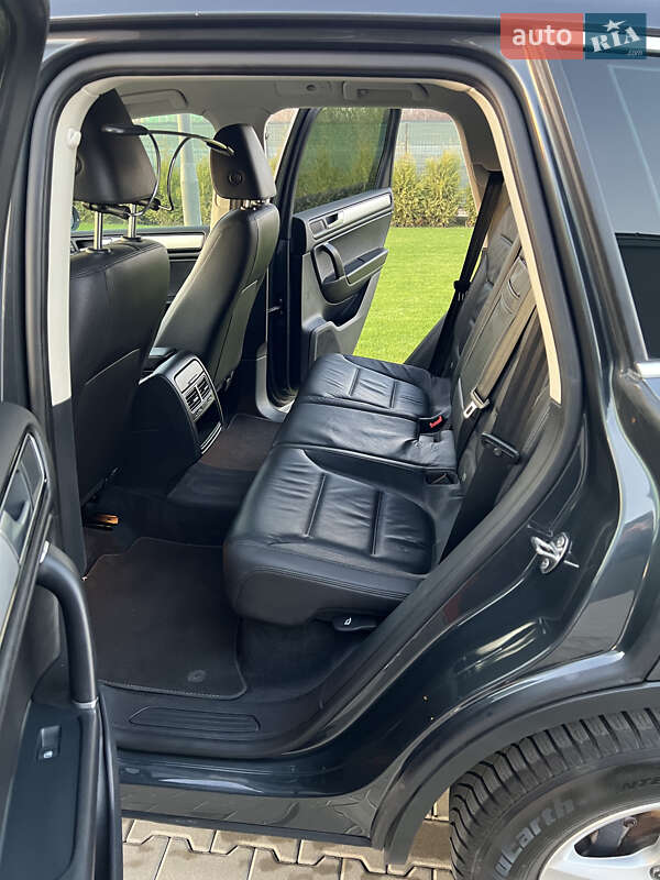 Внедорожник / Кроссовер Volkswagen Touareg 2015 в Виннице фото 40 Внедорожник / Кроссовер Volkswagen Touareg 2015 в Виннице