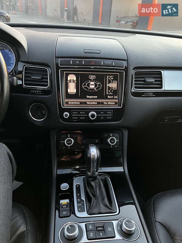 Внедорожник / Кроссовер Volkswagen Touareg 2015 в Виннице фото 51 Внедорожник / Кроссовер Volkswagen Touareg 2015 в Виннице