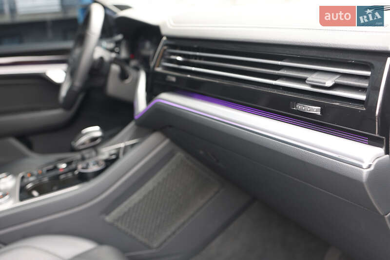 Внедорожник / Кроссовер Volkswagen Touareg 2018 в Мукачево фото 29 Внедорожник / Кроссовер Volkswagen Touareg 2018 в Мукачево