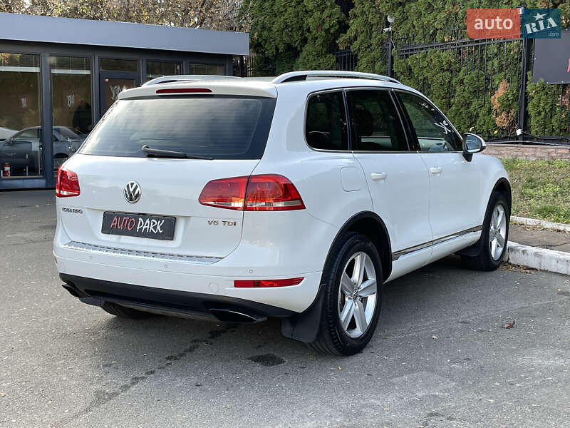 Позашляховик / Кросовер Volkswagen Touareg 2013 в Києві фото 13 Позашляховик / Кросовер Volkswagen Touareg 2013 в Києві