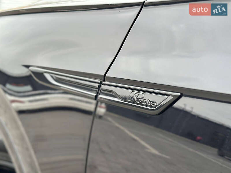Внедорожник / Кроссовер Volkswagen Touareg 2019 в Кривом Роге