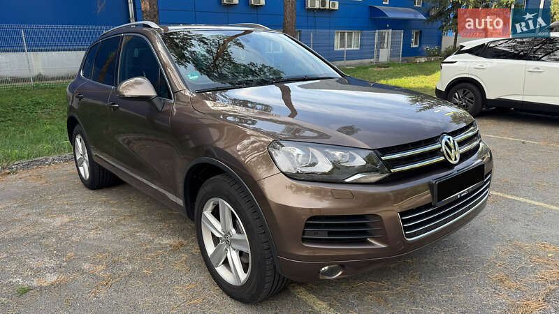 Внедорожник / Кроссовер Volkswagen Touareg 2012 в Киеве фото 3 Внедорожник / Кроссовер Volkswagen Touareg 2012 в Киеве