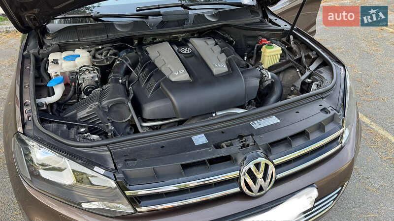 Внедорожник / Кроссовер Volkswagen Touareg 2012 в Киеве фото 29 Внедорожник / Кроссовер Volkswagen Touareg 2012 в Киеве