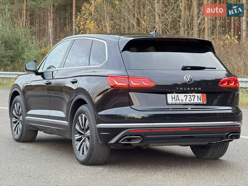 Внедорожник / Кроссовер Volkswagen Touareg 2022 в Ковеле
