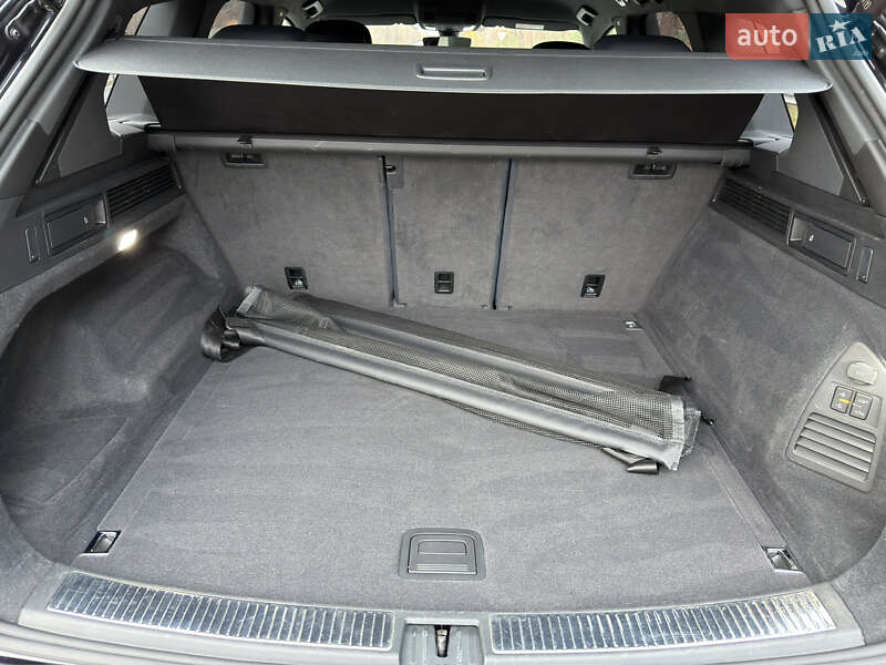 Внедорожник / Кроссовер Volkswagen Touareg 2022 в Ковеле