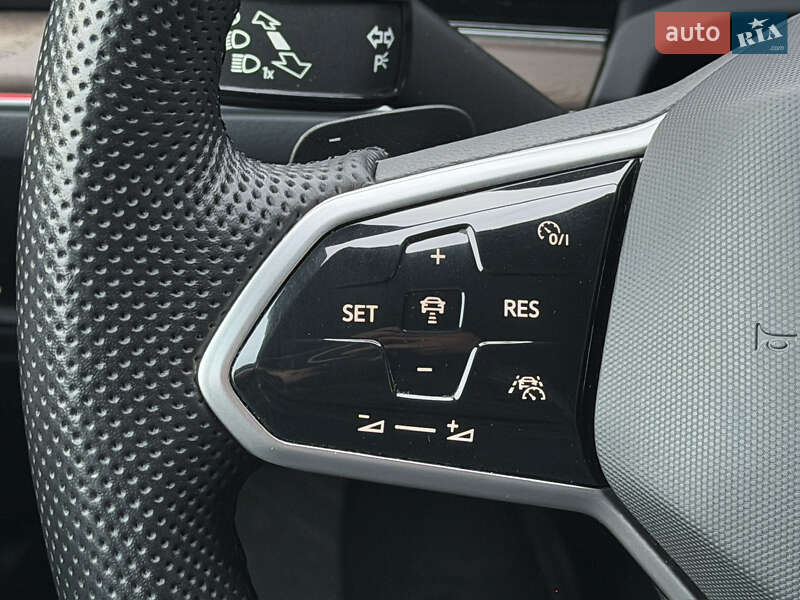 Внедорожник / Кроссовер Volkswagen Touareg 2022 в Ковеле