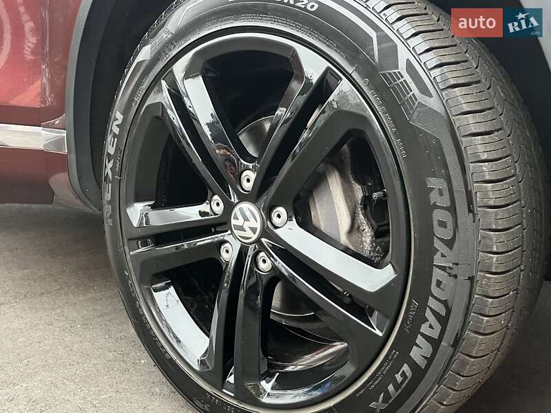 Внедорожник / Кроссовер Volkswagen Touareg 2016 в Виннице фото 49 Внедорожник / Кроссовер Volkswagen Touareg 2016 в Виннице