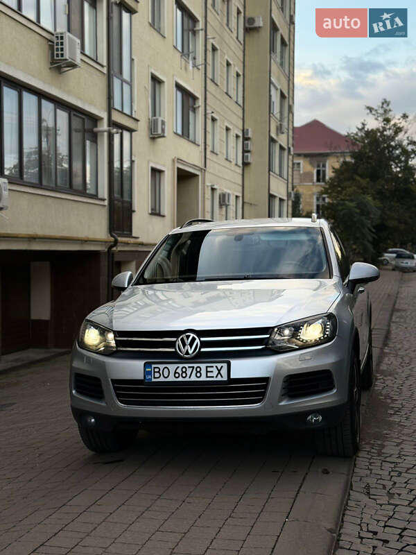 Внедорожник / Кроссовер Volkswagen Touareg 2011 в Ужгороде фото 5 Внедорожник / Кроссовер Volkswagen Touareg 2011 в Ужгороде