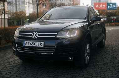 Внедорожник / Кроссовер Volkswagen Touareg 2011 в Ивано-Франковске