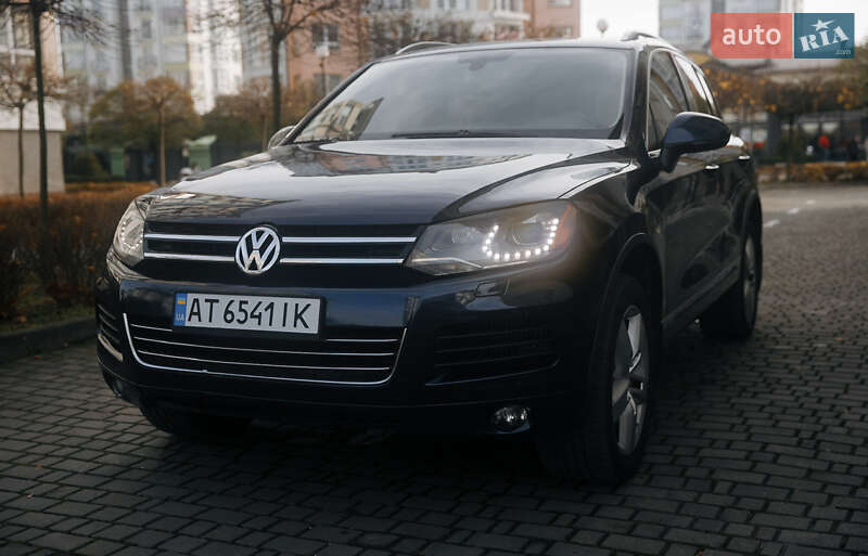 Внедорожник / Кроссовер Volkswagen Touareg 2011 в Ивано-Франковске