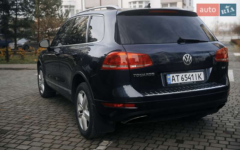 Внедорожник / Кроссовер Volkswagen Touareg 2011 в Ивано-Франковске
