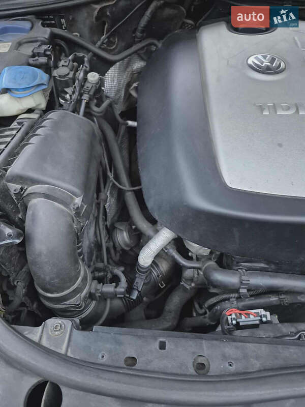 Внедорожник / Кроссовер Volkswagen Touareg 2008 в Львове