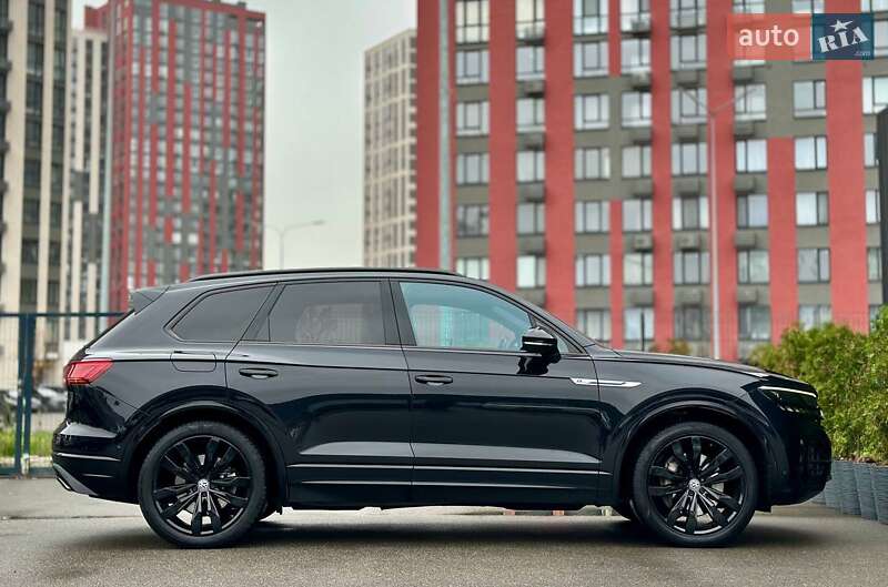 Внедорожник / Кроссовер Volkswagen Touareg 2019 в Киеве фото 8 Внедорожник / Кроссовер Volkswagen Touareg 2019 в Киеве