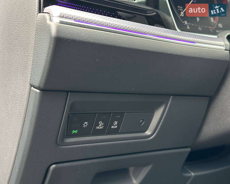 Внедорожник / Кроссовер Volkswagen Touareg 2019 в Киеве фото 25 Внедорожник / Кроссовер Volkswagen Touareg 2019 в Киеве