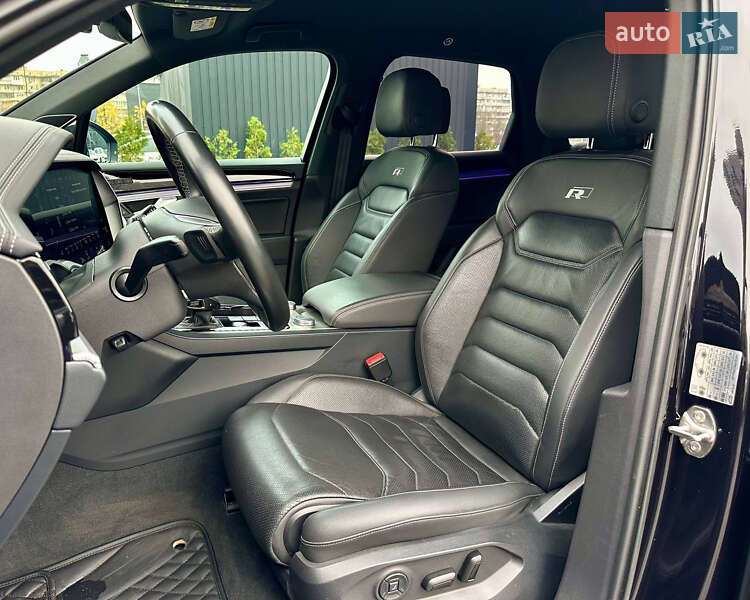 Внедорожник / Кроссовер Volkswagen Touareg 2019 в Киеве фото 45 Внедорожник / Кроссовер Volkswagen Touareg 2019 в Киеве