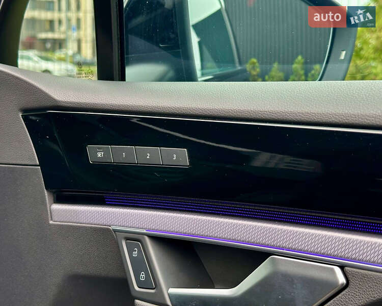 Внедорожник / Кроссовер Volkswagen Touareg 2019 в Киеве фото 58 Внедорожник / Кроссовер Volkswagen Touareg 2019 в Киеве