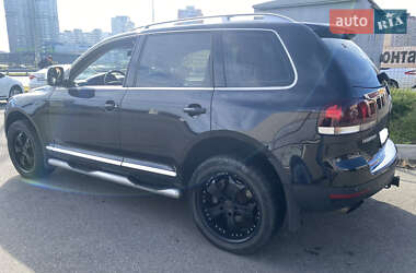 Внедорожник / Кроссовер Volkswagen Touareg 2008 в Киеве