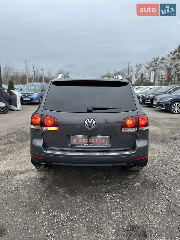 Внедорожник / Кроссовер Volkswagen Touareg 2008 в Белогородке