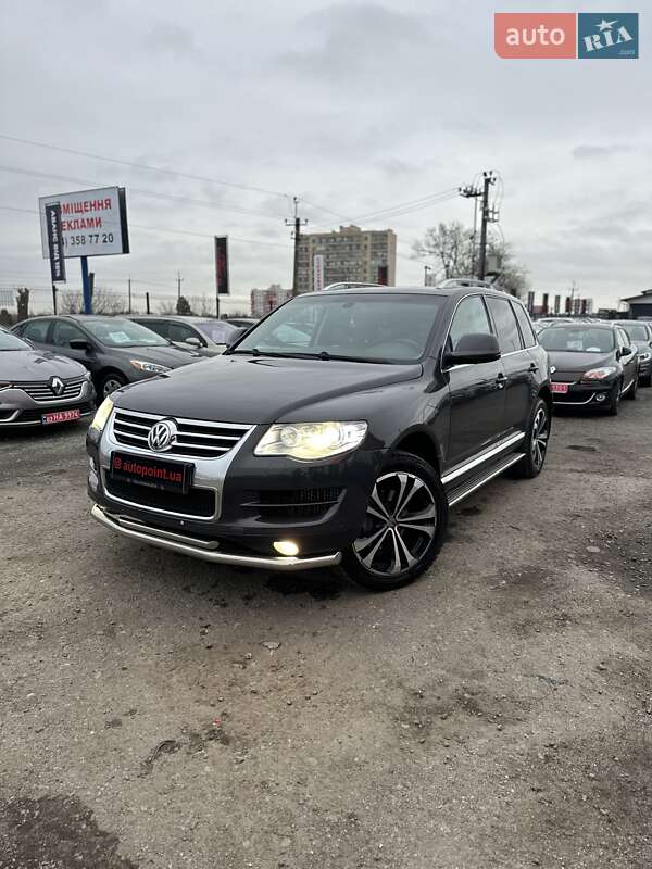 Внедорожник / Кроссовер Volkswagen Touareg 2008 в Белогородке