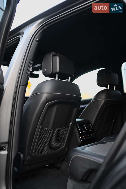 Внедорожник / Кроссовер Volkswagen Touareg 2024 в Ровно