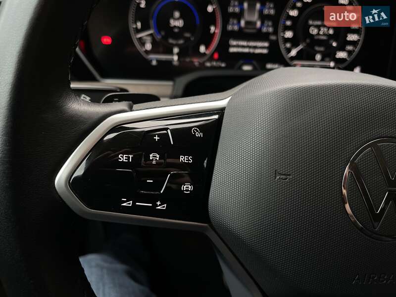 Внедорожник / Кроссовер Volkswagen Touareg 2020 в Киеве фото 22 Внедорожник / Кроссовер Volkswagen Touareg 2020 в Киеве