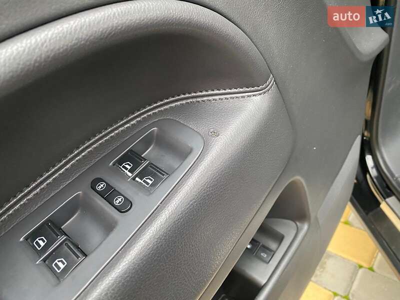 Внедорожник / Кроссовер Volkswagen Touareg 2008 в Одессе фото 21 Внедорожник / Кроссовер Volkswagen Touareg 2008 в Одессе