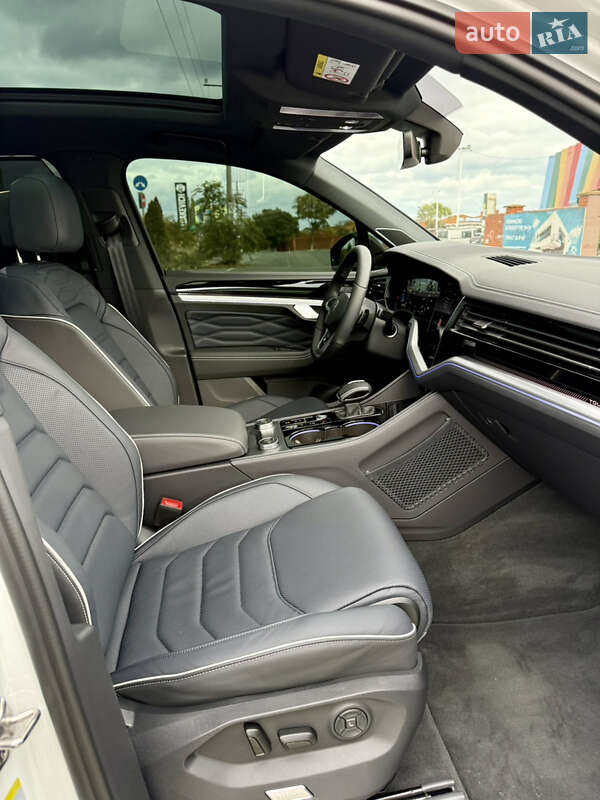 Внедорожник / Кроссовер Volkswagen Touareg 2025 в Одессе