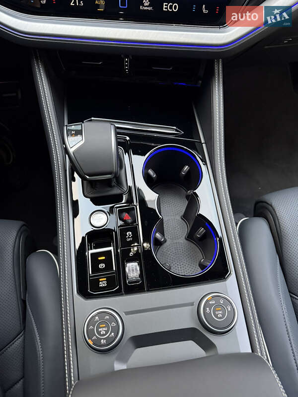 Внедорожник / Кроссовер Volkswagen Touareg 2025 в Одессе