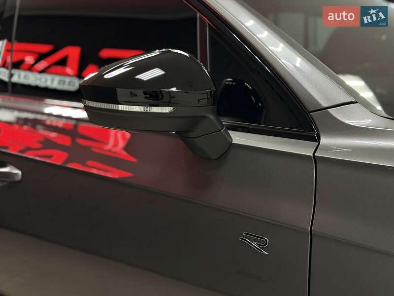 Внедорожник / Кроссовер Volkswagen Touareg 2024 в Тернополе