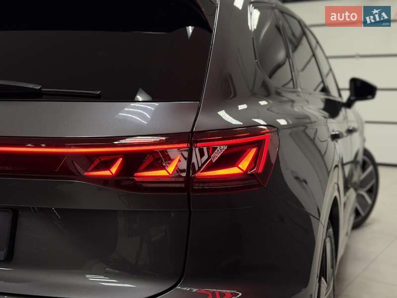 Внедорожник / Кроссовер Volkswagen Touareg 2024 в Тернополе