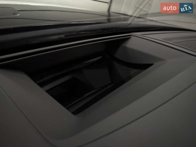 Внедорожник / Кроссовер Volkswagen Touareg 2024 в Тернополе