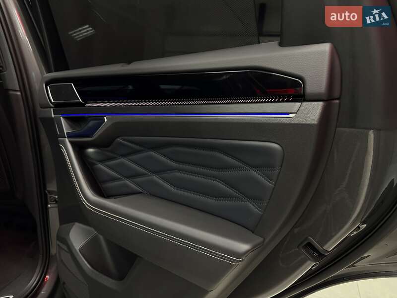 Внедорожник / Кроссовер Volkswagen Touareg 2024 в Тернополе