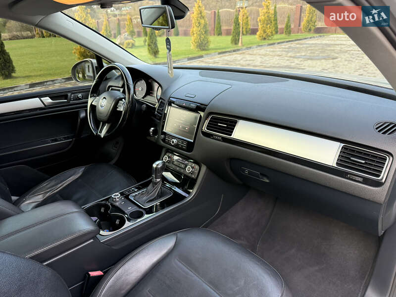 Внедорожник / Кроссовер Volkswagen Touareg 2012 в Сваляве фото 43 Внедорожник / Кроссовер Volkswagen Touareg 2012 в Сваляве