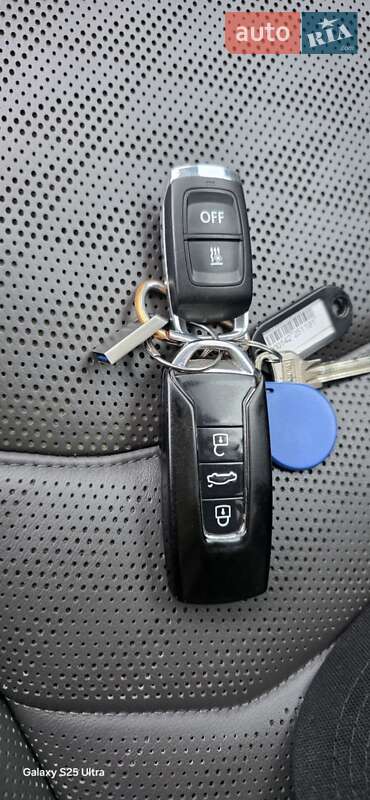 Внедорожник / Кроссовер Volkswagen Touareg 2018 в Хмельницком фото 6 Внедорожник / Кроссовер Volkswagen Touareg 2018 в Хмельницком