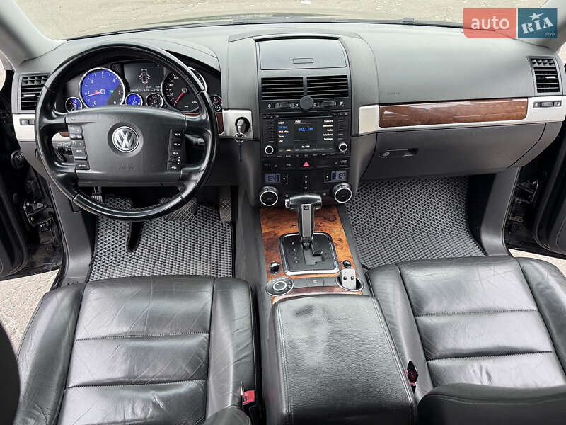 Позашляховик / Кросовер Volkswagen Touareg 2007 в Києві