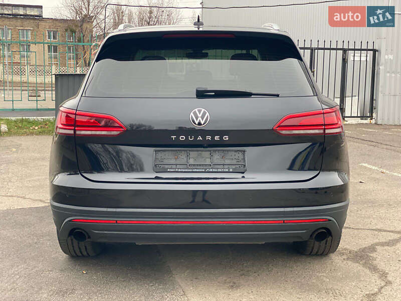 Внедорожник / Кроссовер Volkswagen Touareg 2020 в Киеве