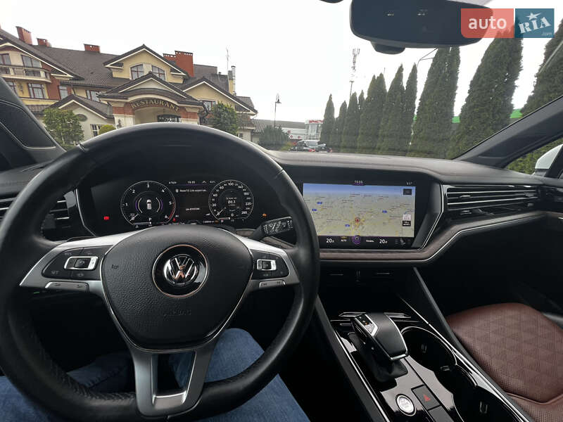 Внедорожник / Кроссовер Volkswagen Touareg 2018 в Львове фото 33 Внедорожник / Кроссовер Volkswagen Touareg 2018 в Львове